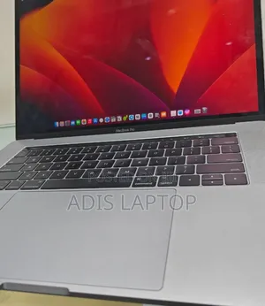 New Laptop Apple MacBook Pro 2017 16GB Intel Core I7 SSD 1T