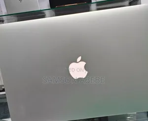 New Laptop Apple MacBook Pro 2017 8GB Intel Core I5 SSD 128GB