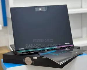 New Laptop Acer Predator Helios 18 PH18-71 32GB Intel Core I9 SSD 1T