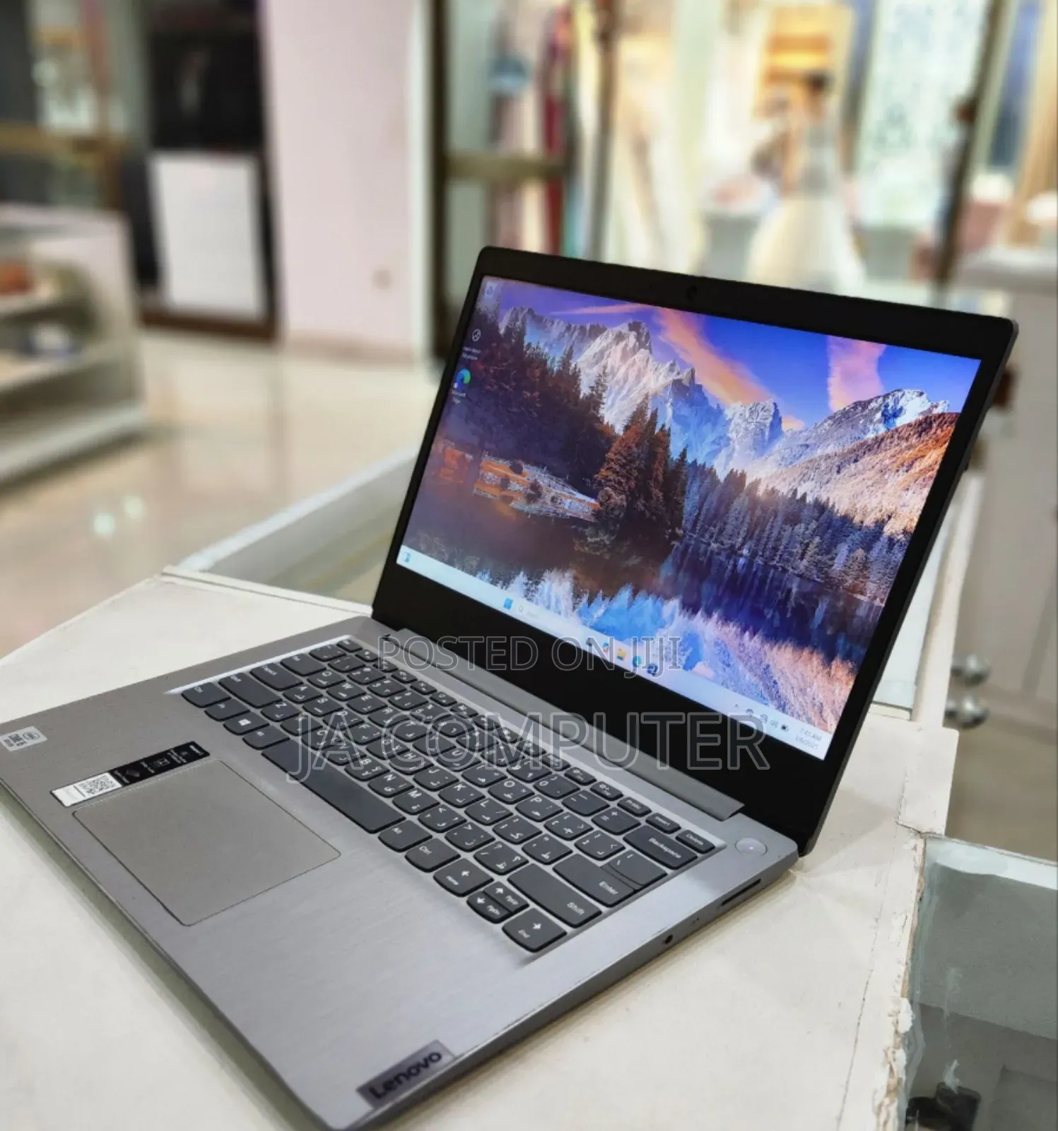 New Laptop Lenovo Ideapad 3 8GB Intel Core I5 SSD 256GB