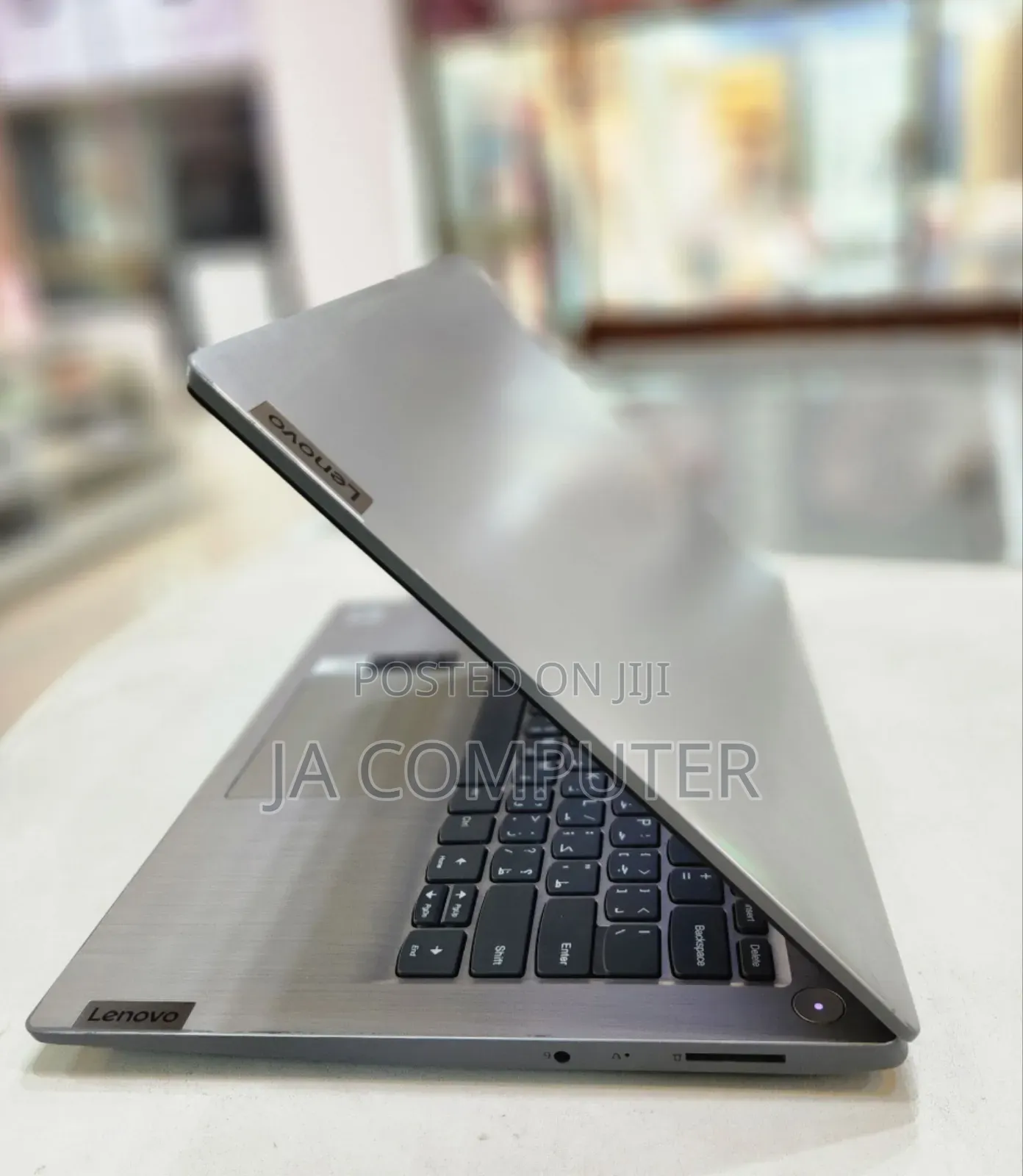 New Laptop Lenovo Ideapad 3 8GB Intel Core I5 SSD 256GB