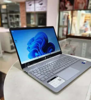 New Laptop HP Stream Notebook 16GB Intel Core I7 SSD 512GB