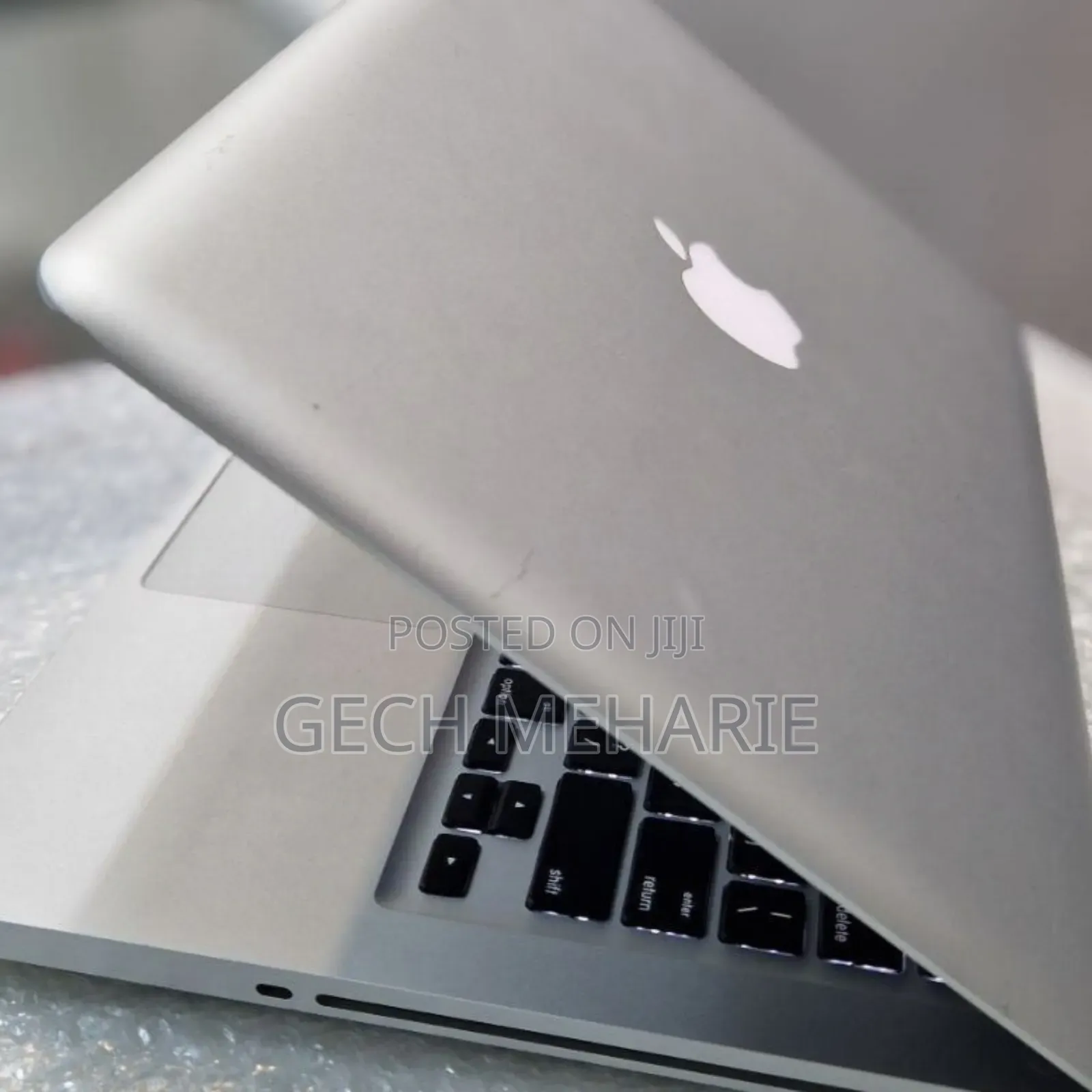 New Laptop Apple MacBook Pro 2012 4GB Intel Core I5 SSD 500GB