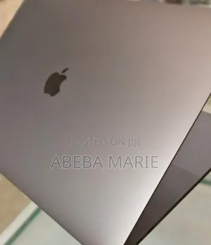 New Laptop Apple MacBook Pro 2019 16GB Intel Core I7 SSD 512GB