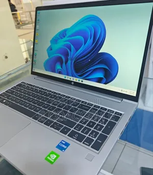 New Laptop HP 16GB Intel Core I5 SSD 512GB