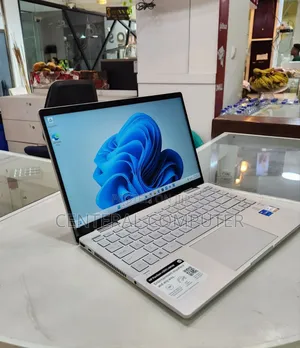 New Laptop HP Pavilion 14 8GB Intel Core I5 SSD 512GB