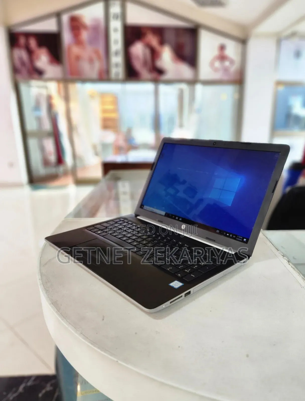 New Laptop HP Stream Notebook 8GB Intel Core I5 SSD 1T