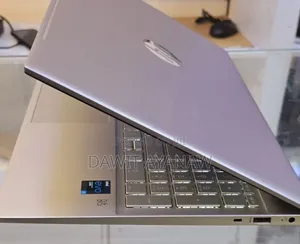 New Laptop HP 16GB Intel Core I7 SSD 512GB