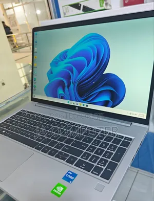 New Laptop HP ProBook 440 16GB Intel Core I5 SSD 512GB