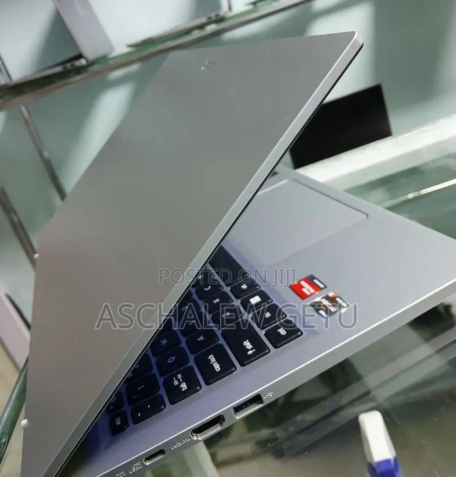 New Laptop HP EliteBook 840 16GB Intel Core I7 SSD 1T