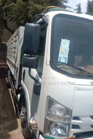 Photo - Isuzu. Obama 2019