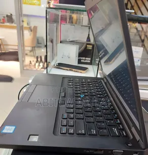 Photo - New Laptop Dell Latitude 5490 8GB Intel Core I7 SSD 256GB