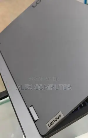 New Laptop Lenovo LOQ 15ARP9 24GB Intel Core I5 SSD 1T