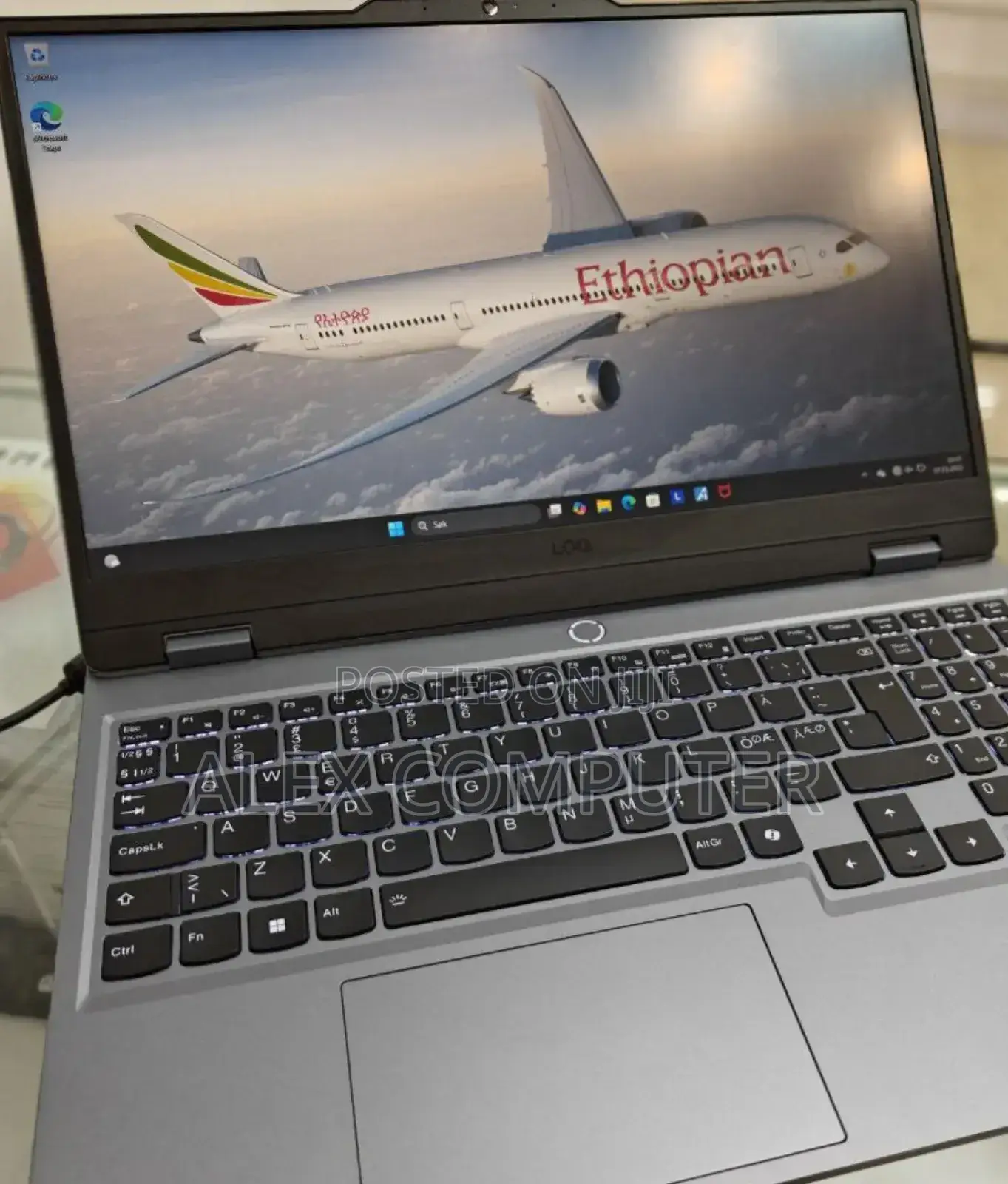 New Laptop Lenovo LOQ 15ARP9 24GB Intel Core I5 SSD 1T