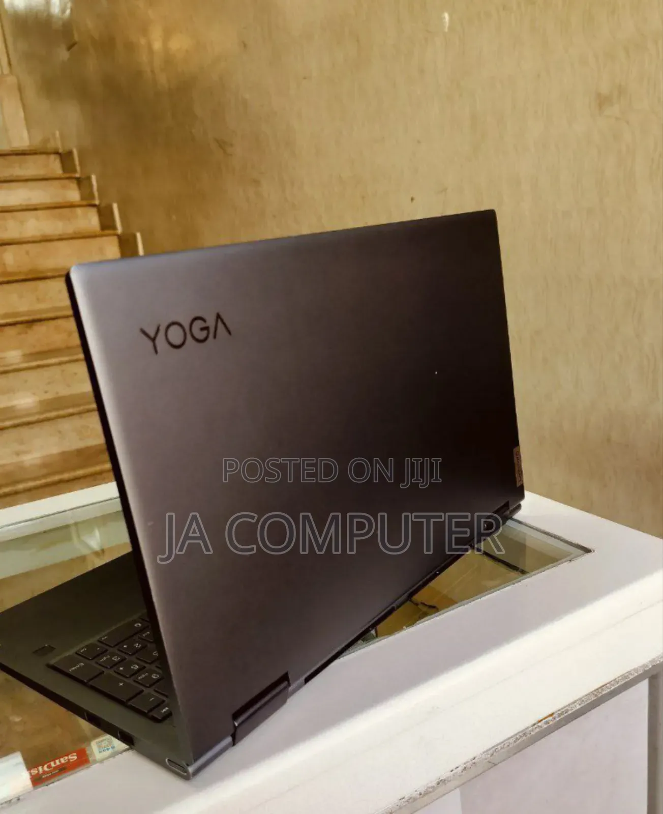 New Laptop Lenovo Yoga 7i 8GB Intel Core I5 SSD 256GB