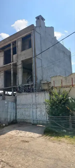 4bdrm Townhouse/Terrace in Diaspora Area, Oromia-Finfinne for sale