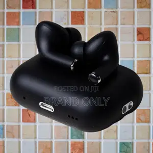 Photo - Airpod Pro 2nd Gen With Comfort Tip Noise