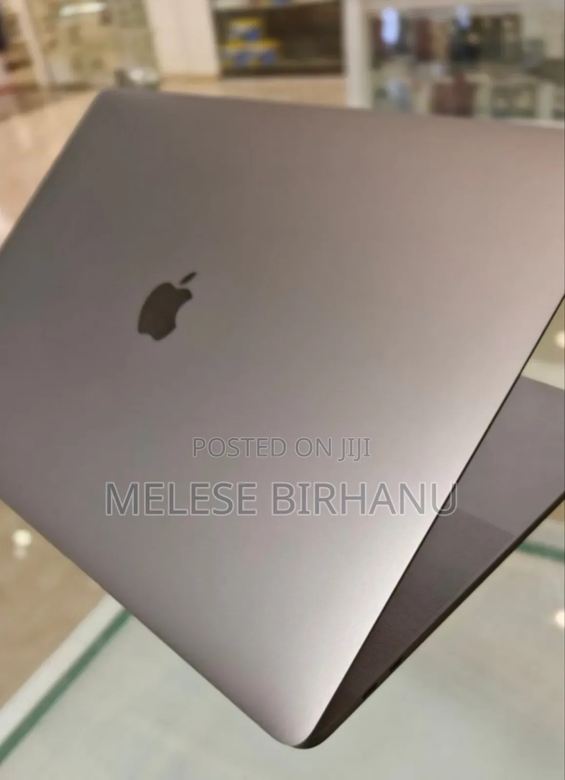 New Laptop Apple MacBook Pro 2019 16GB Intel Core I7 SSD 512GB