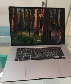 New Laptop Apple MacBook Pro 2019 16GB Intel Core I7 SSD 512GB