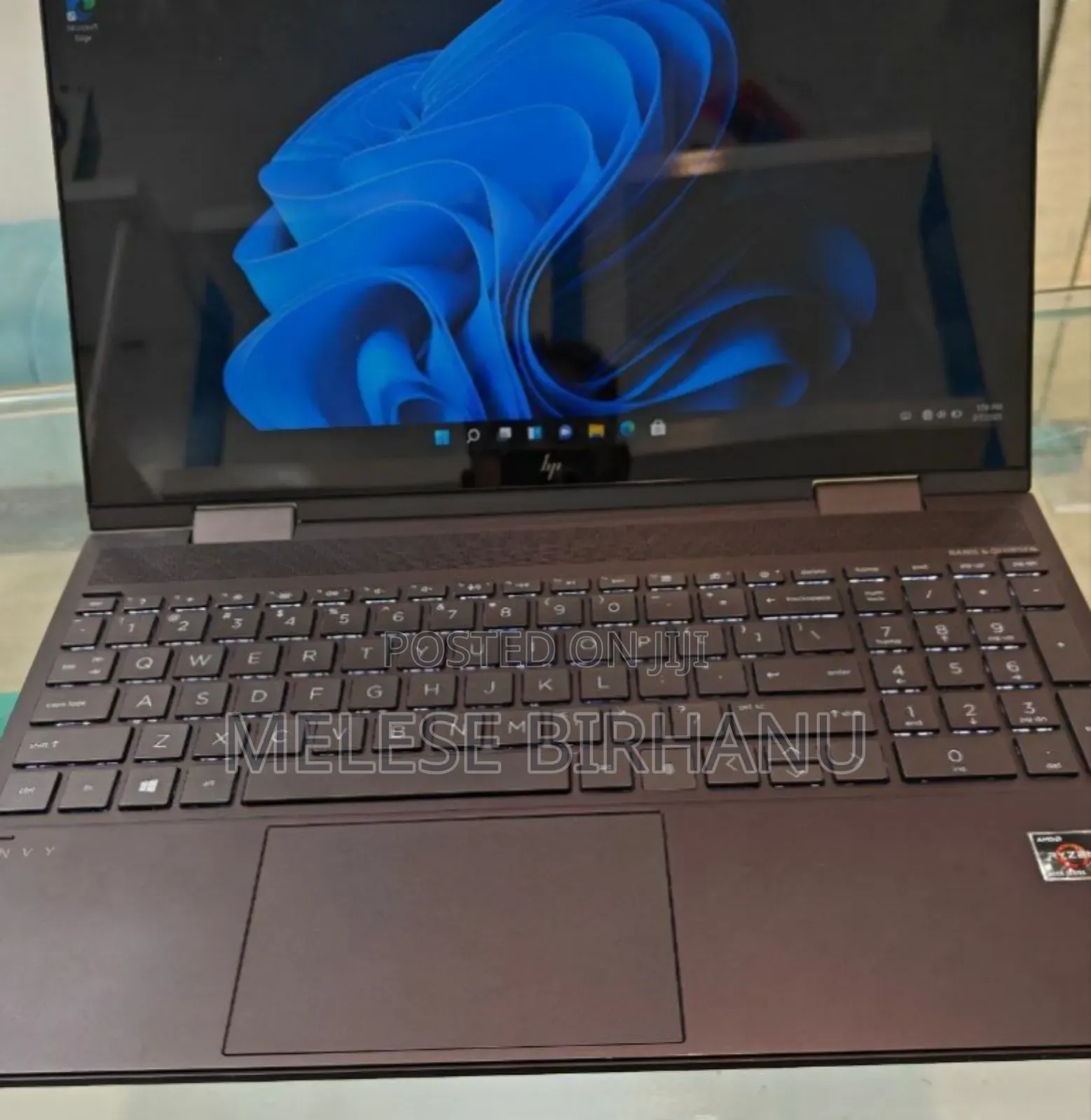 New Laptop HP Envy X360 12GB AMD Ryzen 7 SSD 512GB