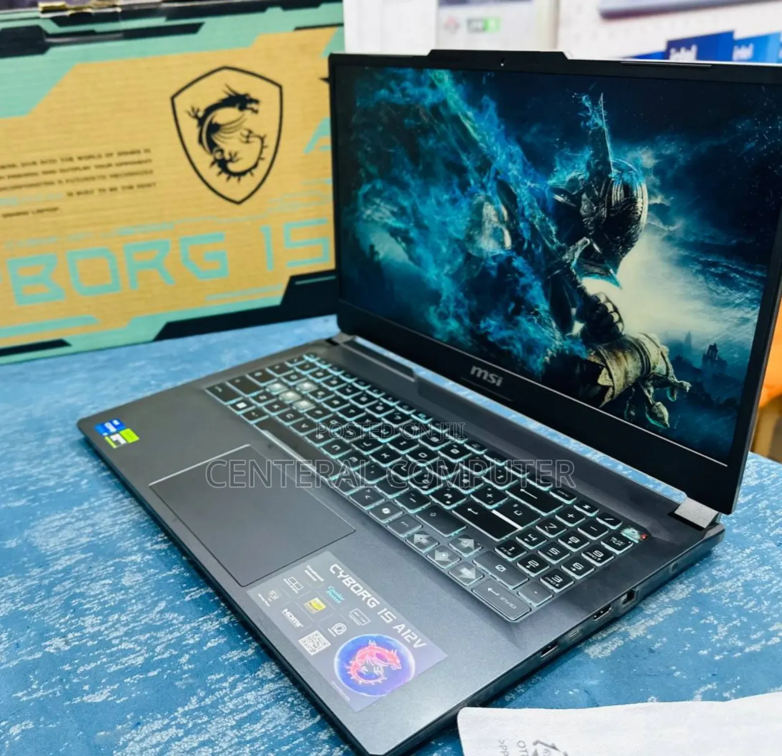 New Laptop MSI Cyborg 15 16GB Intel Core I7 SSD 1T