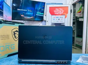 New Laptop MSI Cyborg 15 16GB Intel Core I7 SSD 1T