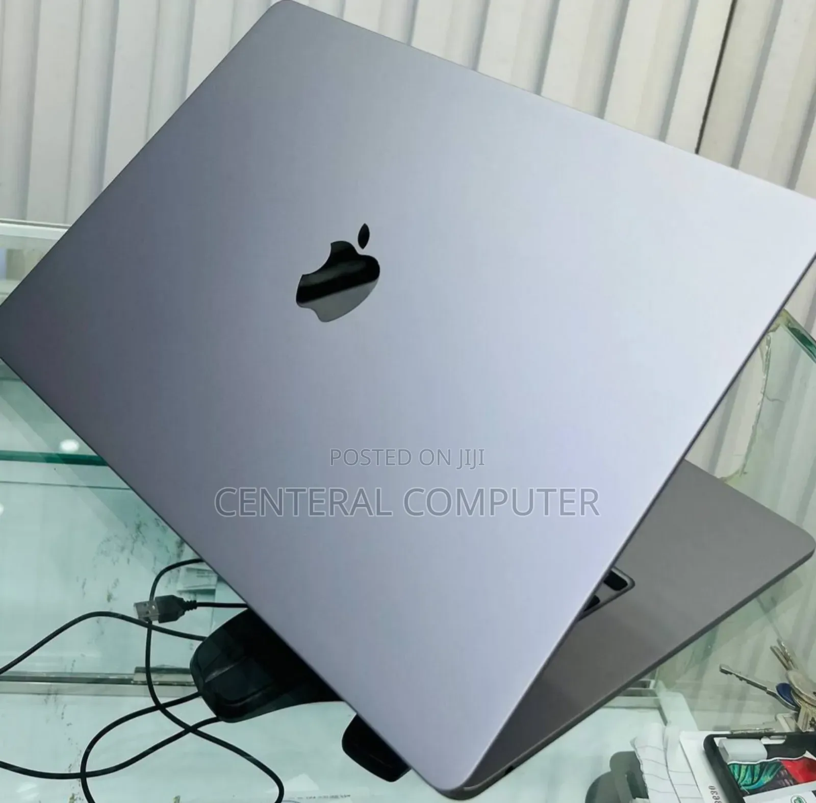 Laptop Apple MacBook Air 2024 M3 15-Inch 8GB Apple M3 SSD 256GB