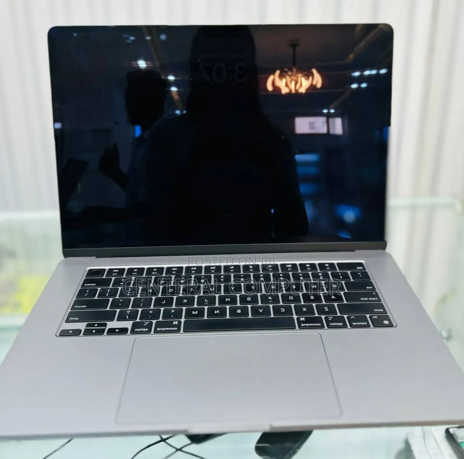 Laptop Apple MacBook Air 2024 M3 15-Inch 8GB Apple M3 SSD 256GB