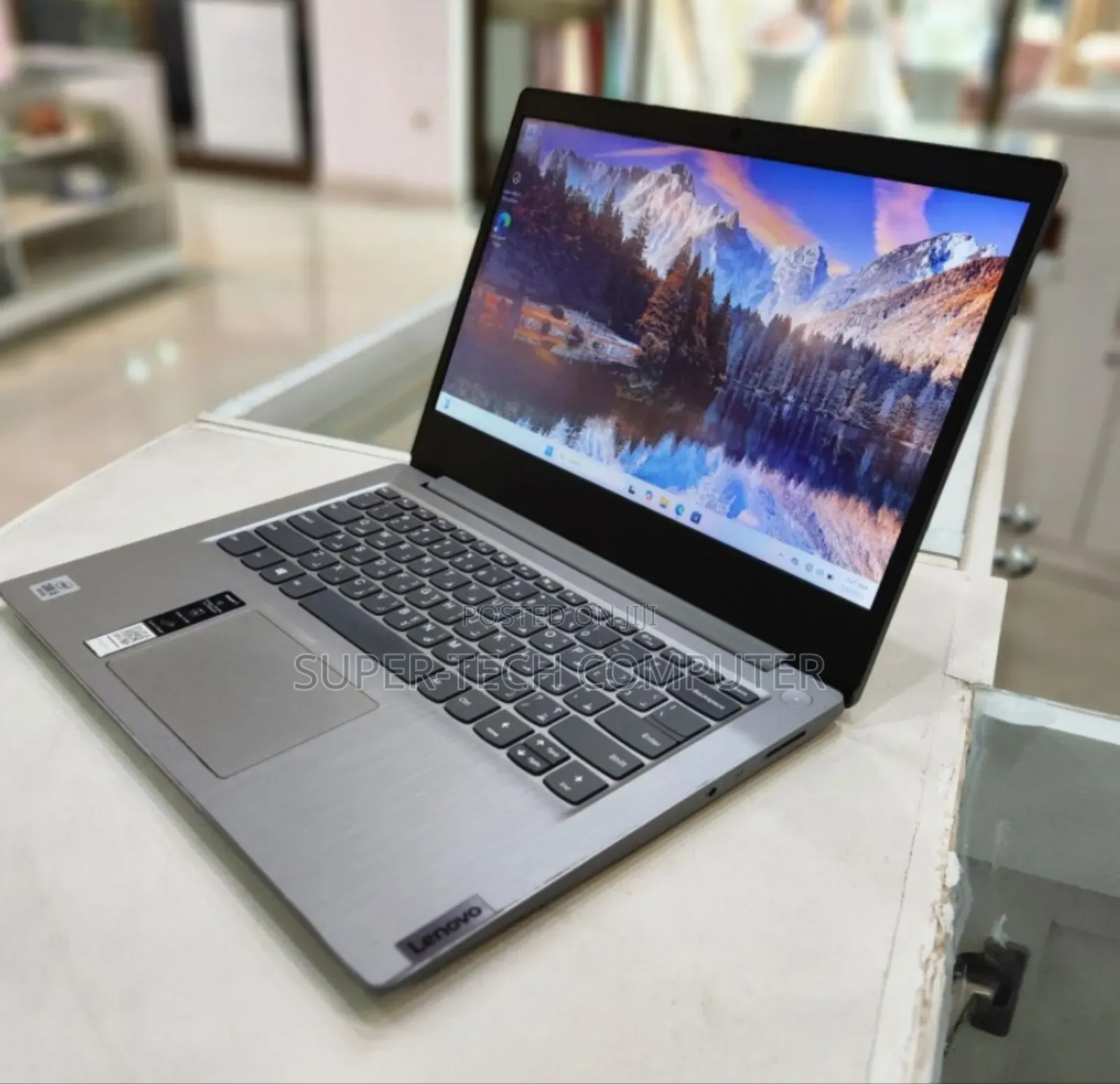 New Laptop Lenovo Ideapad 3 8GB Intel Core I5 SSD 256GB