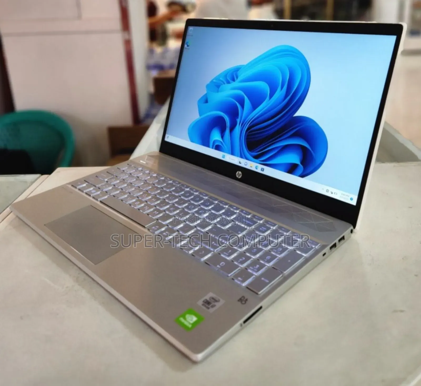 New Laptop HP Pavilion 15 16GB Intel Core I7 SSD 512GB