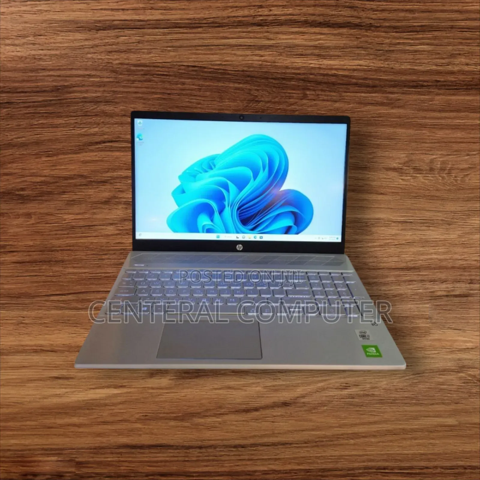 New Laptop HP Pavilion 15-Eh0050wm 16GB Intel Core I7 SSD 512GB