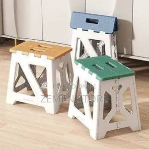 Photo - Portable Folding Stool ተጣጣፊ ወንበር ቦታ የማይዝ በቀላሉ ተጣጥፎ መቀመጥ የሚችል