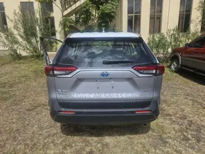 New Toyota RAV4 2022 Silver