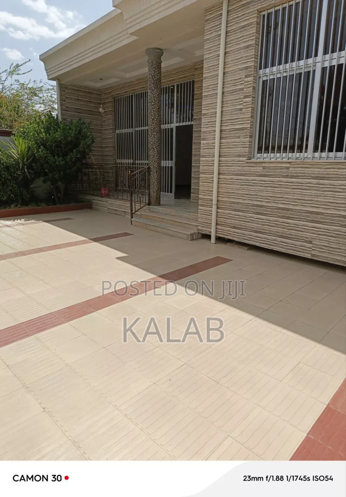 Furnished 6bdrm House in Jacros, Yeka for sale