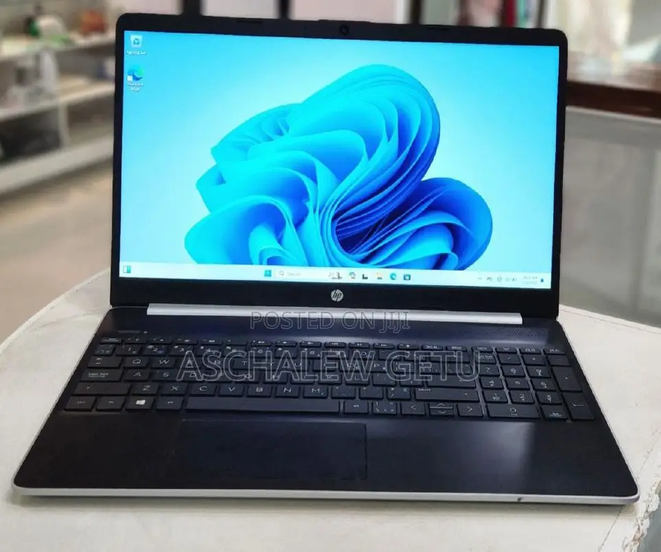 New Laptop HP Stream Notebook 8GB Intel Core I7 SSD 512GB