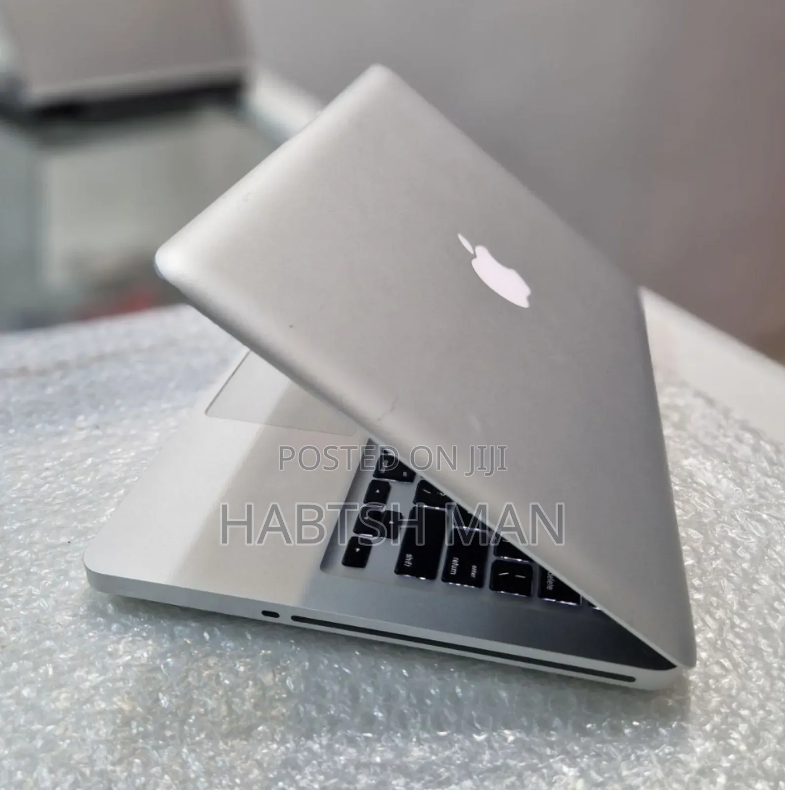 New Laptop Apple MacBook Pro 2012 4GB Intel Core I5 HDD 500GB