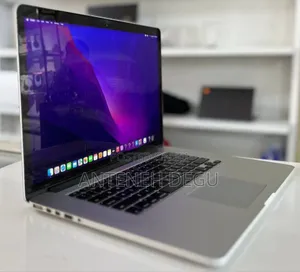 New Laptop Apple MacBook 2015 16GB Intel Core I7 SSD 512GB