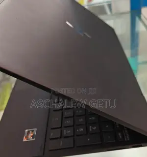 Photo - New Laptop HP EliteBook 840 12GB Intel Core I5 SSD 512GB