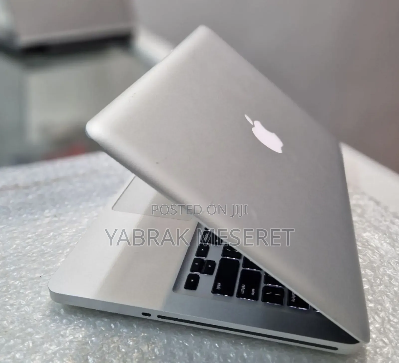 New Laptop Apple MacBook Pro 2012 4GB Intel Core I5 HDD 500GB