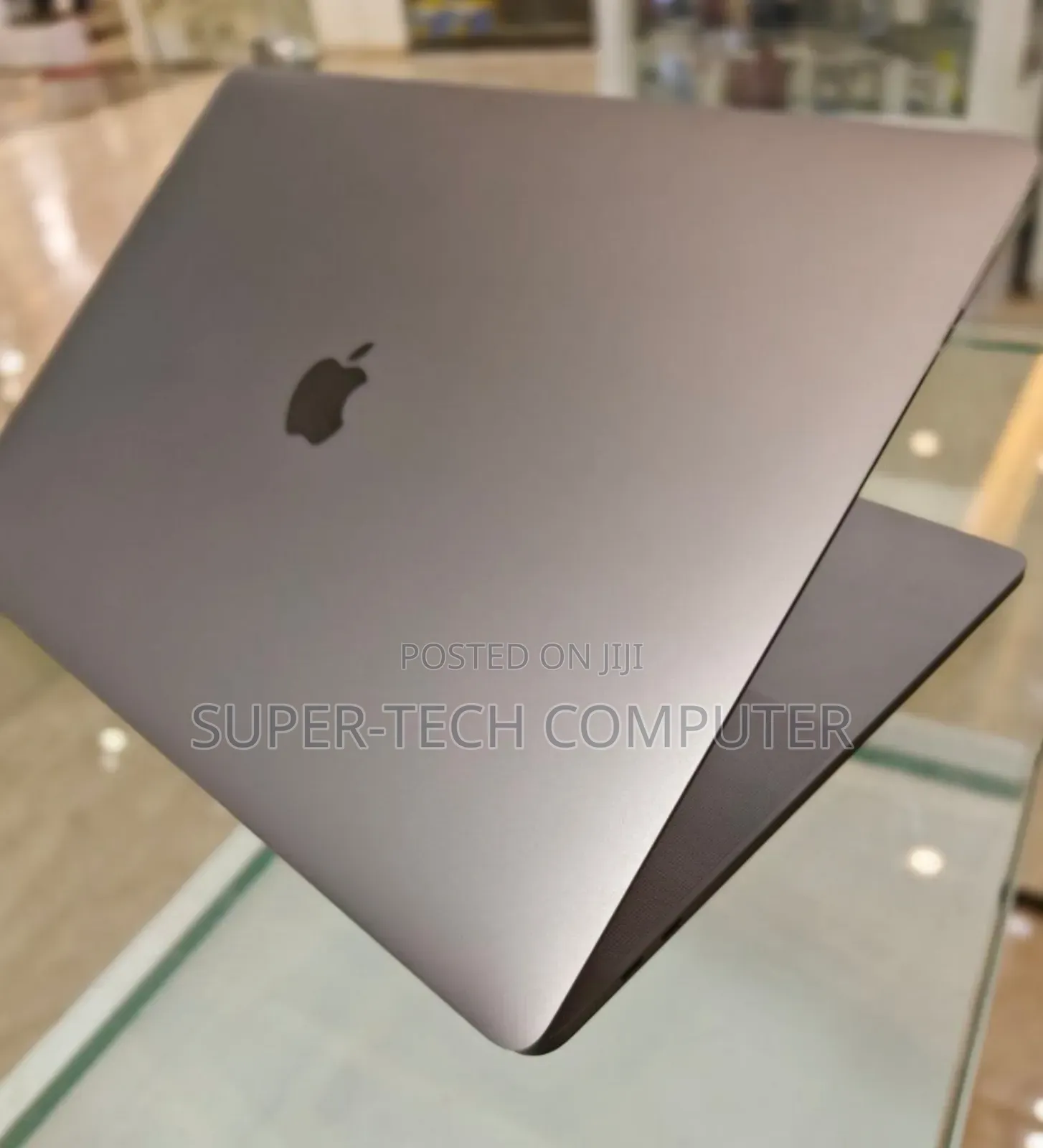 New Laptop Apple MacBook Pro 2019 16GB Intel Core I7 SSD 512GB