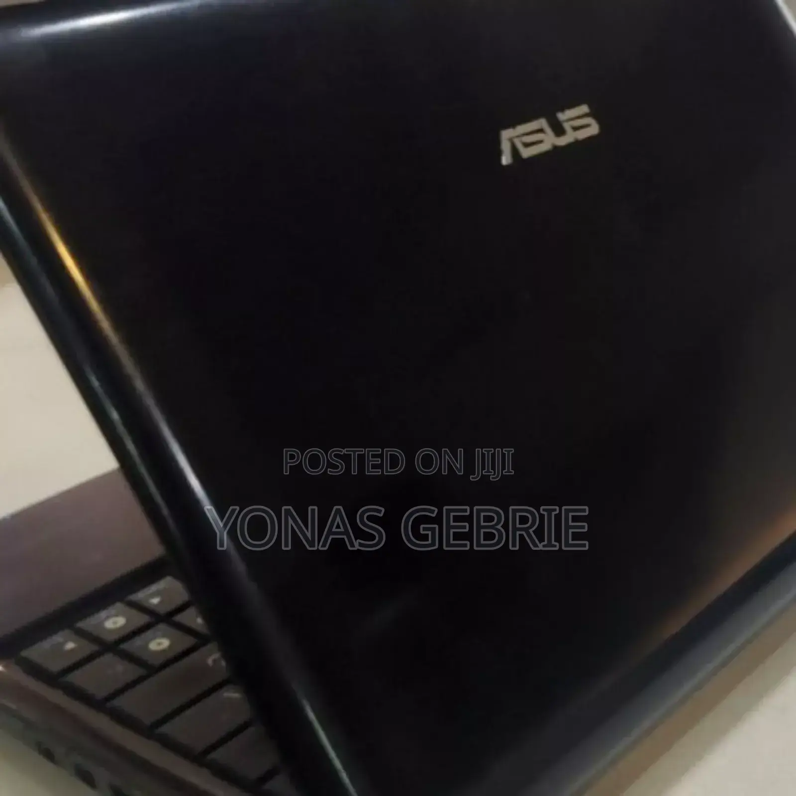 New Laptop Asus 2GB Intel Atom SSD 16 GB