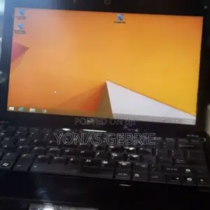 New Laptop Asus 2GB Intel Atom SSD 16 GB