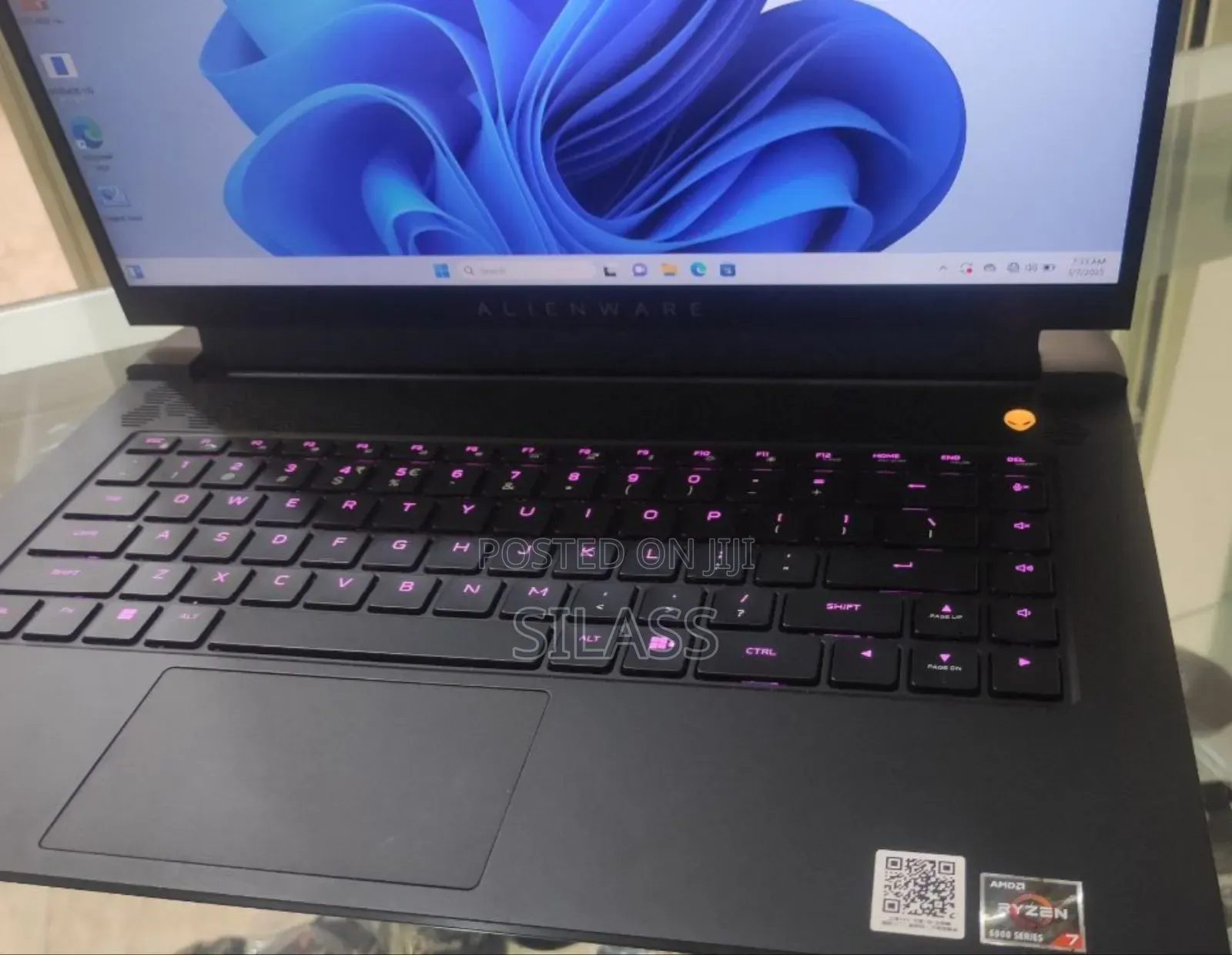 New Laptop Alienware M15 R3 16GB AMD Ryzen 7 SSD 512GB