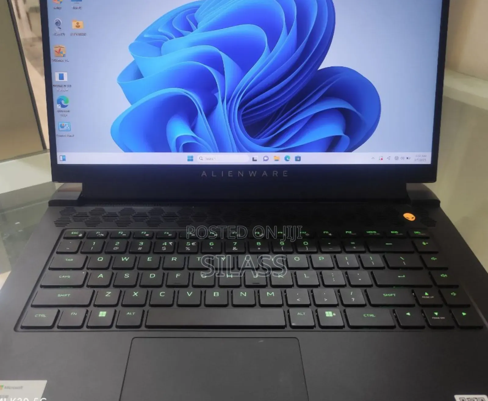 New Laptop Alienware M15 R3 16GB AMD Ryzen 7 SSD 512GB