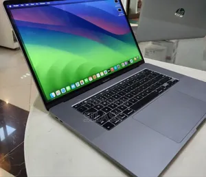 New Laptop Apple MacBook Pro 2019 16GB Intel Core I7 SSD 1T