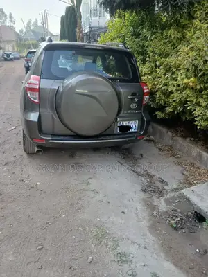 Toyota RAV4 2012 Gray