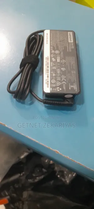 Photo - Lenovo Type C Charger