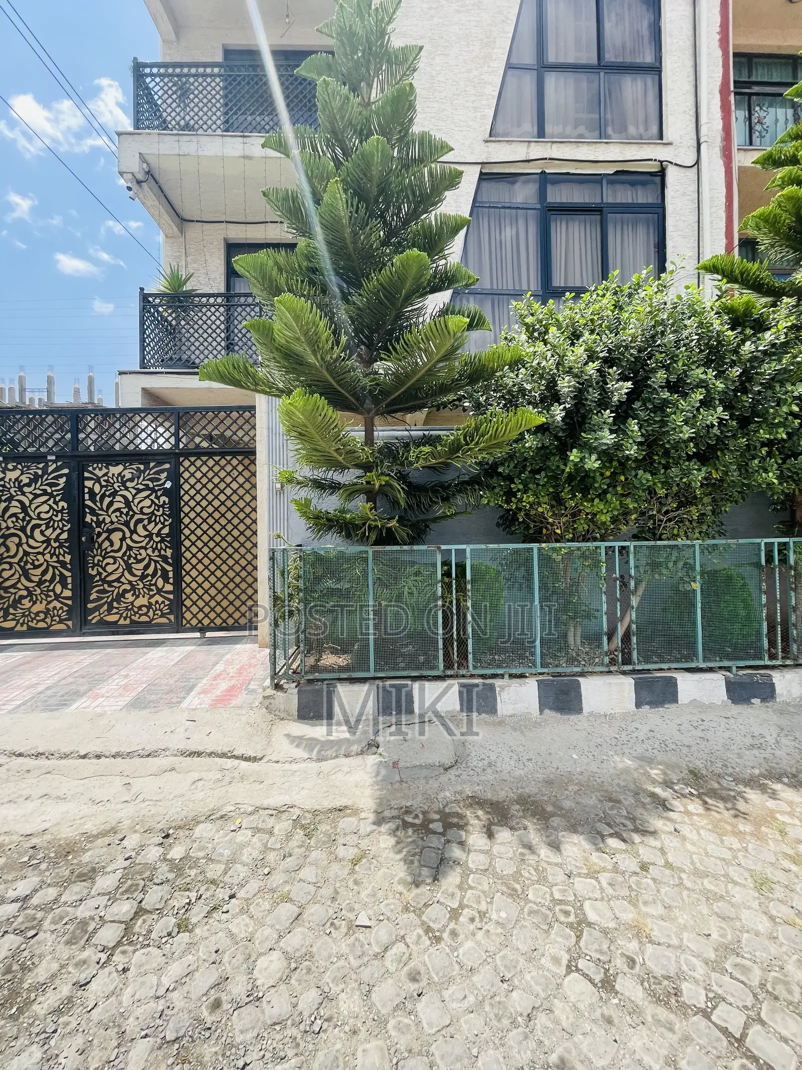 Furnished 5bdrm Townhouse/Terrace in Garment, Nifas Silk-Lafto