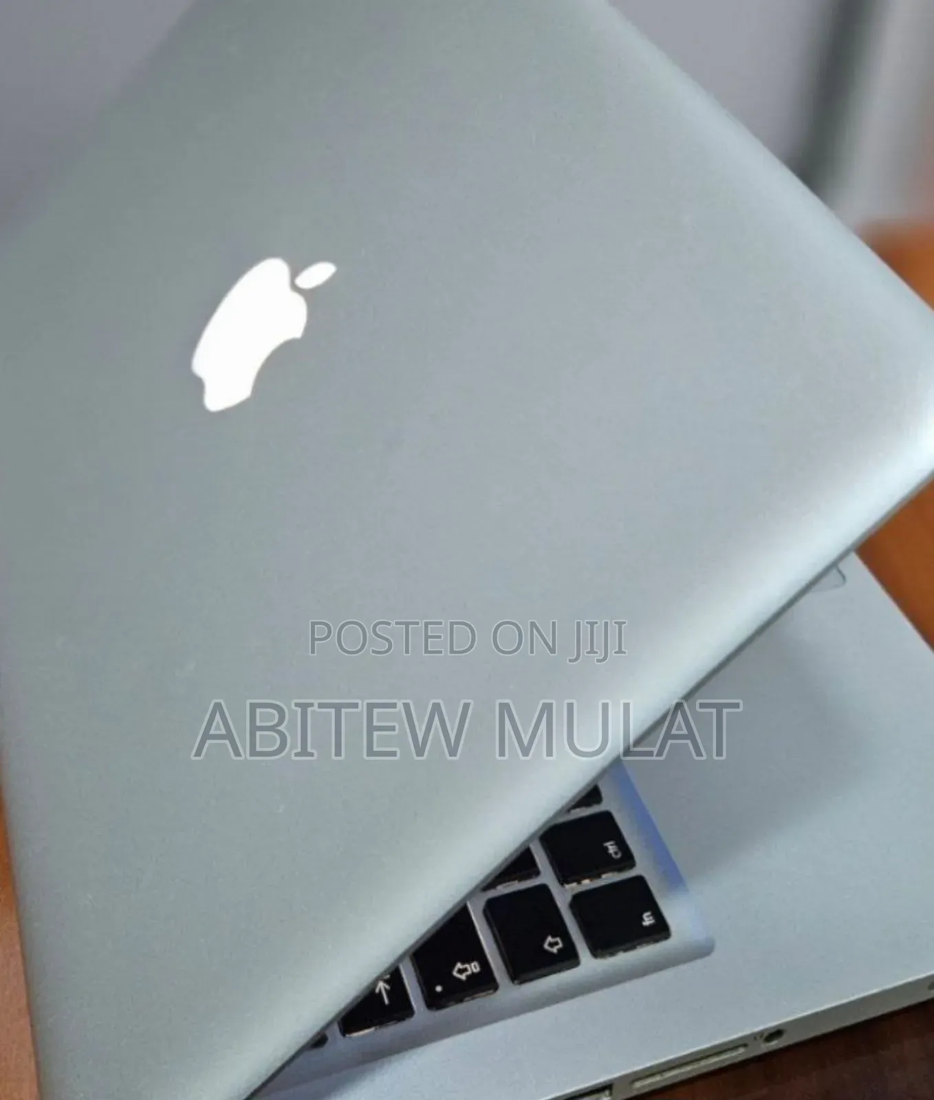 New Laptop Apple MacBook 2012 4GB Intel Core I5 SSD 256GB