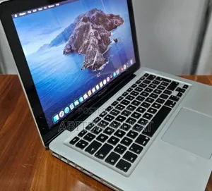 New Laptop Apple MacBook 2012 4GB Intel Core I5 SSD 256GB